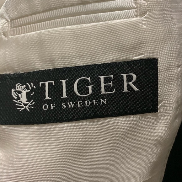 TIGER OF SWEDEN. Winter cream tuxedo jacket EUC - Picture 4 of 6
